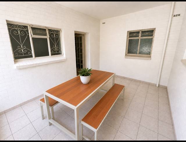 2 BEDROOM APARTMENT FOR SALE IN ESSENWOOD